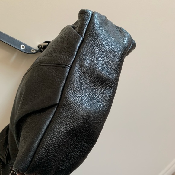 Coach 100% leather Side Bag - Picture 7 of 9